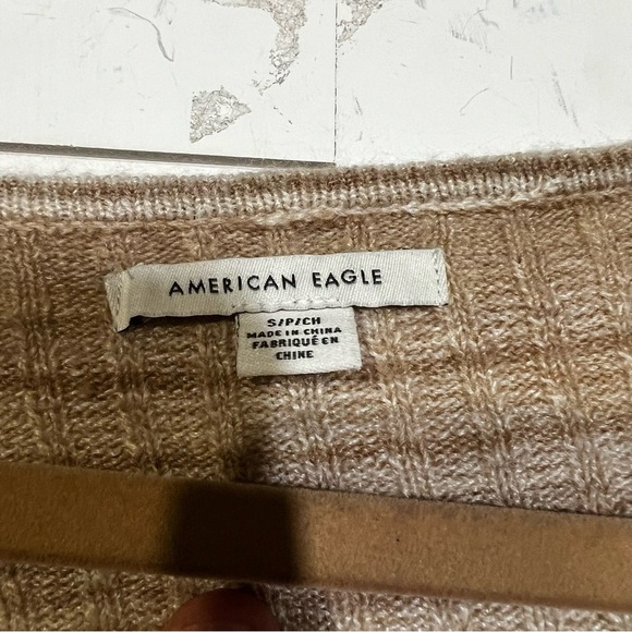 American Eagle V-Neck Sweater Cropped Tan White Size Small - Picture 4 of 4